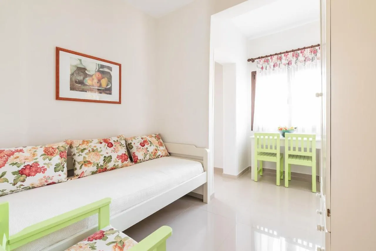 Theoxenia Apartments Ormos Panagias Penzion
