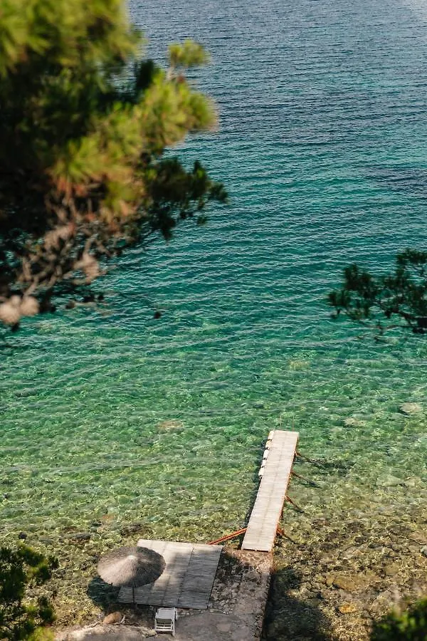 Theoxenia Apartments Ormos Panagias Guest house