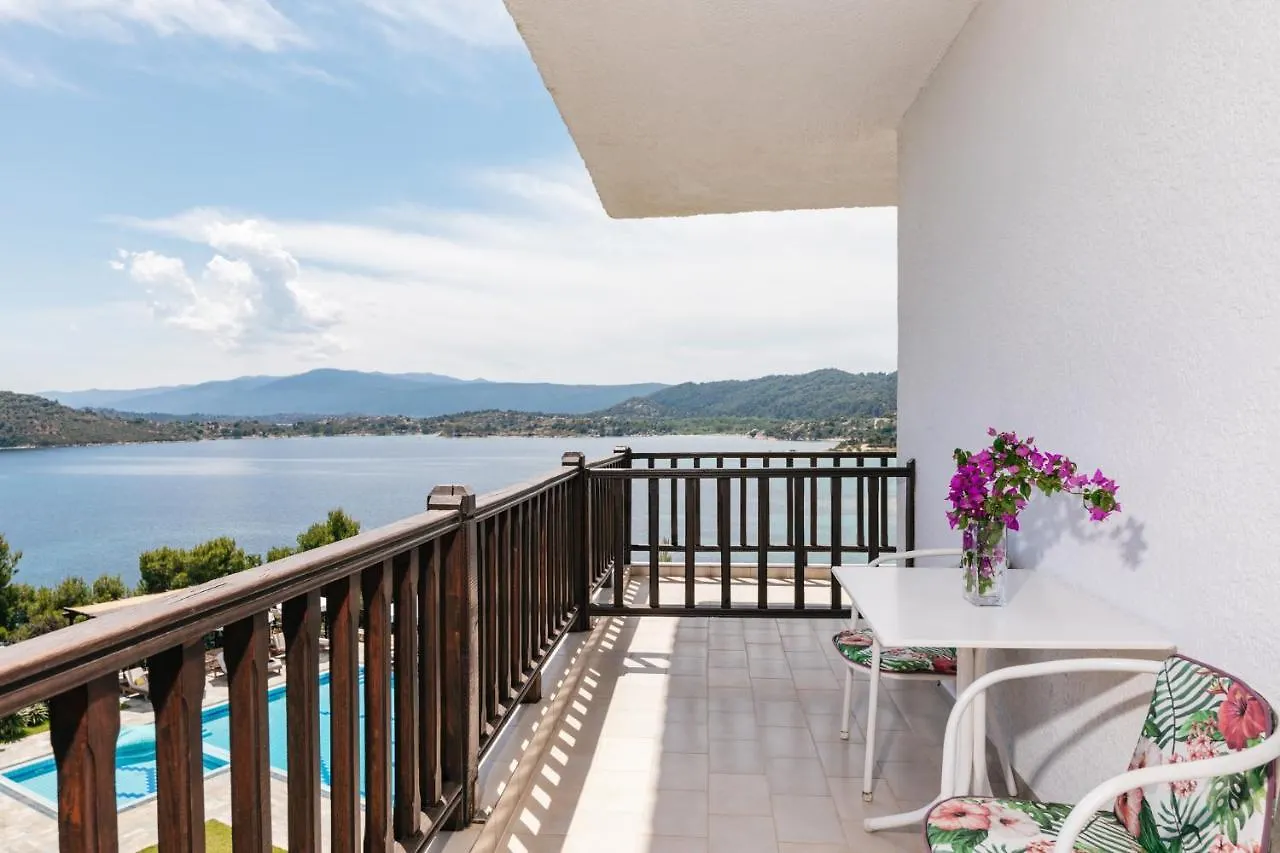 Theoxenia Apartments Ormos Panagias Guest house