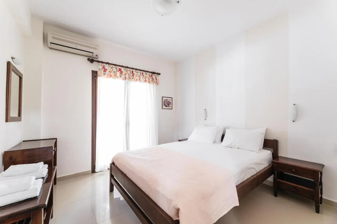 Guest house Theoxenia Apartments Ormos Panagias
